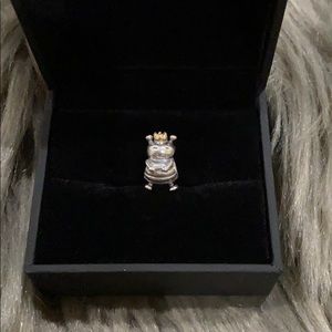 PANDORA queen bee charm *retired*